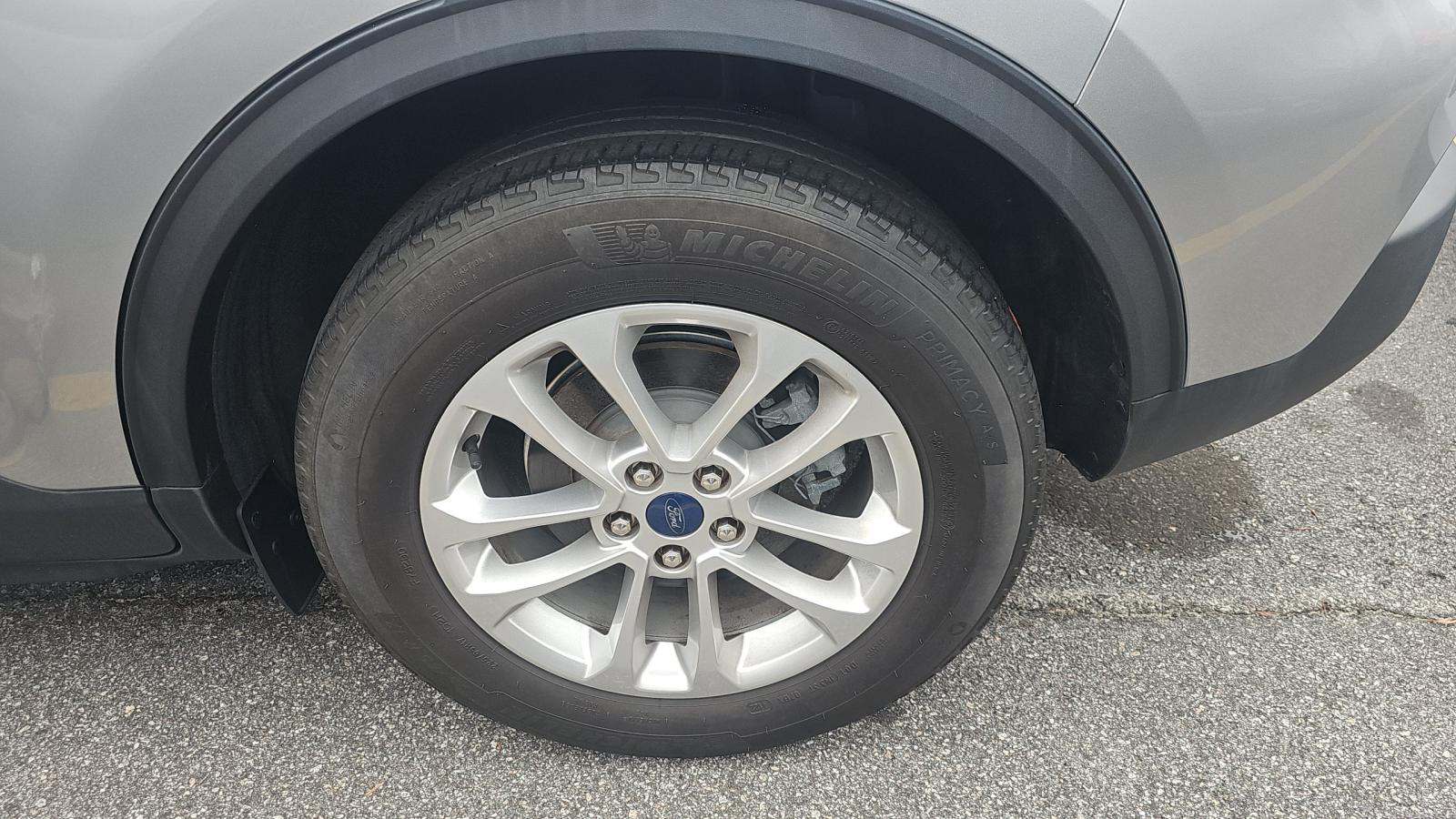 2022 Ford Escape SE FWD