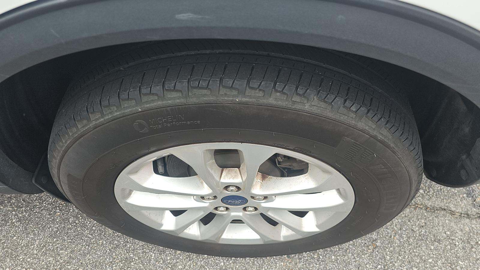 2022 Ford Escape SE FWD