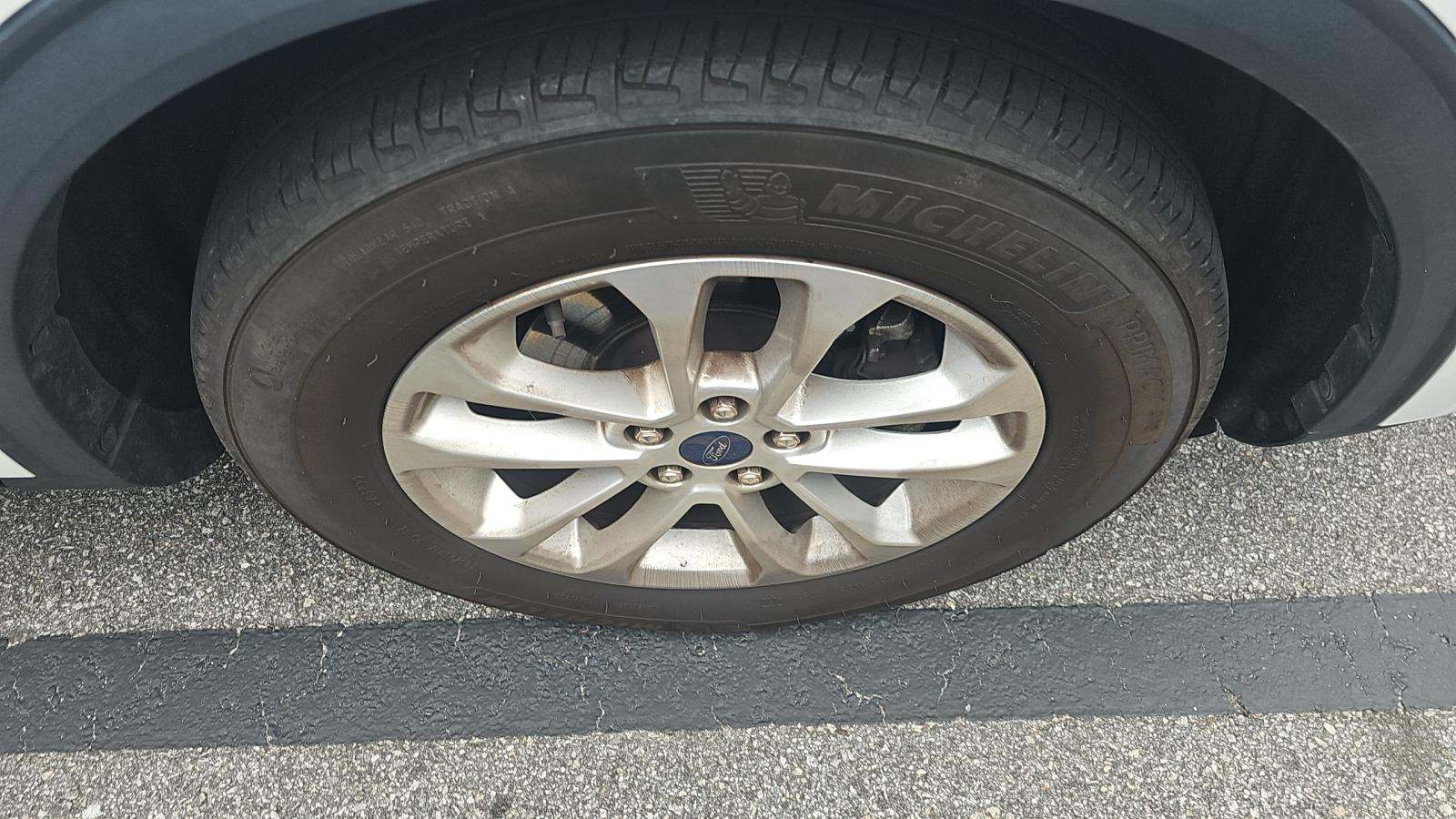 2022 Ford Escape SE FWD