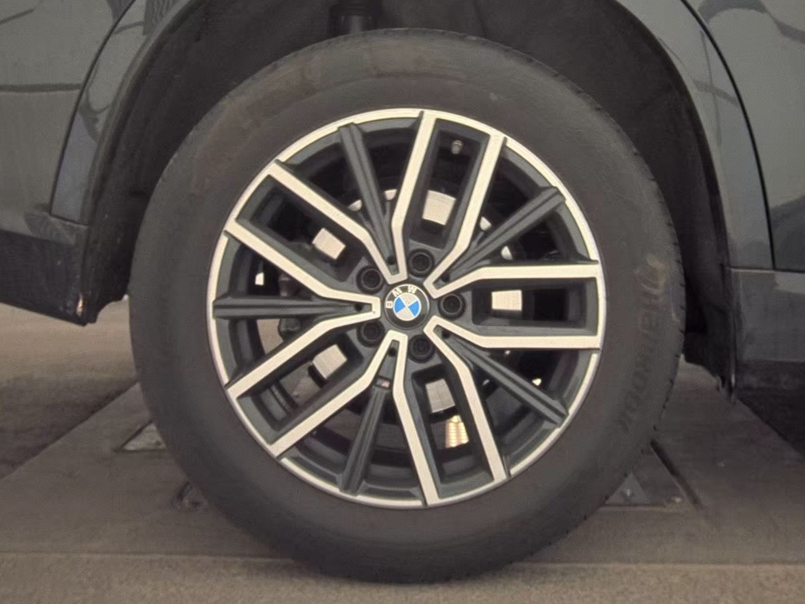 2025 BMW X1 xDrive28i AWD