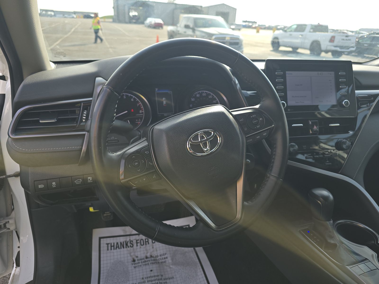 2024 Toyota Camry SE FWD