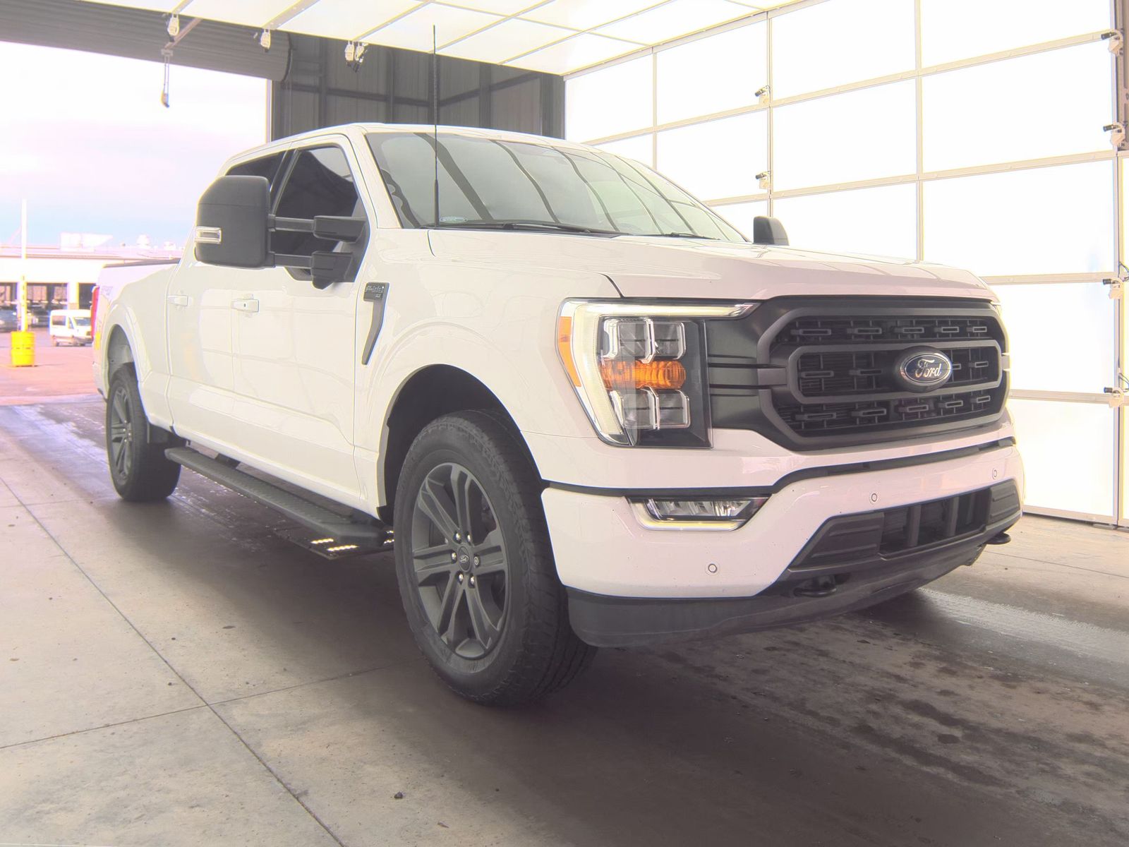 2023 Ford F-150 XLT AWD