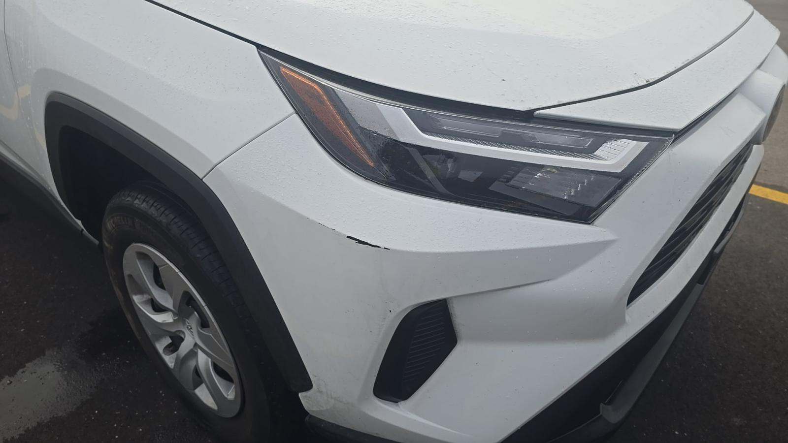 2025 Toyota RAV4 LE FWD