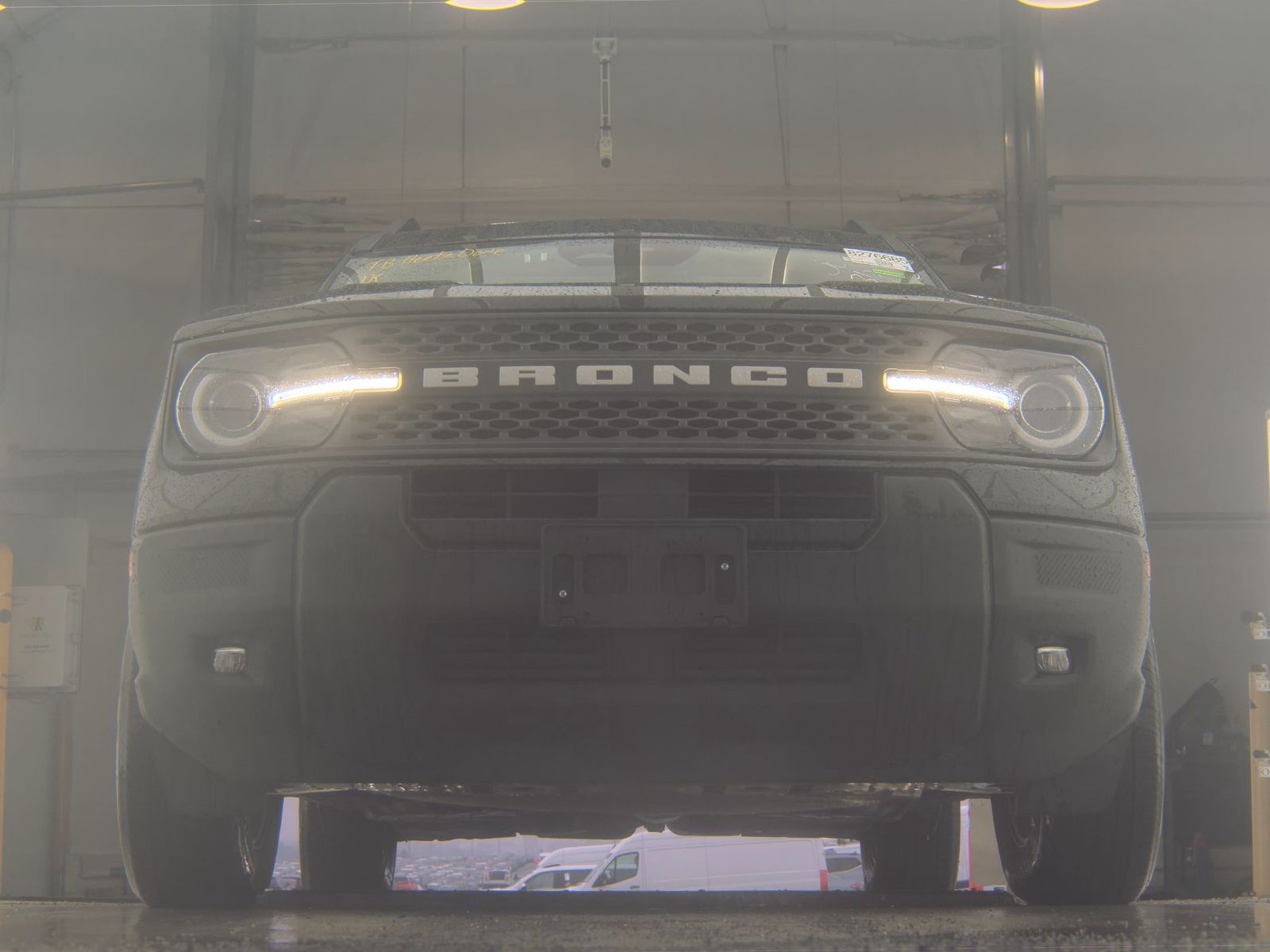 FORD BRONCO - 4