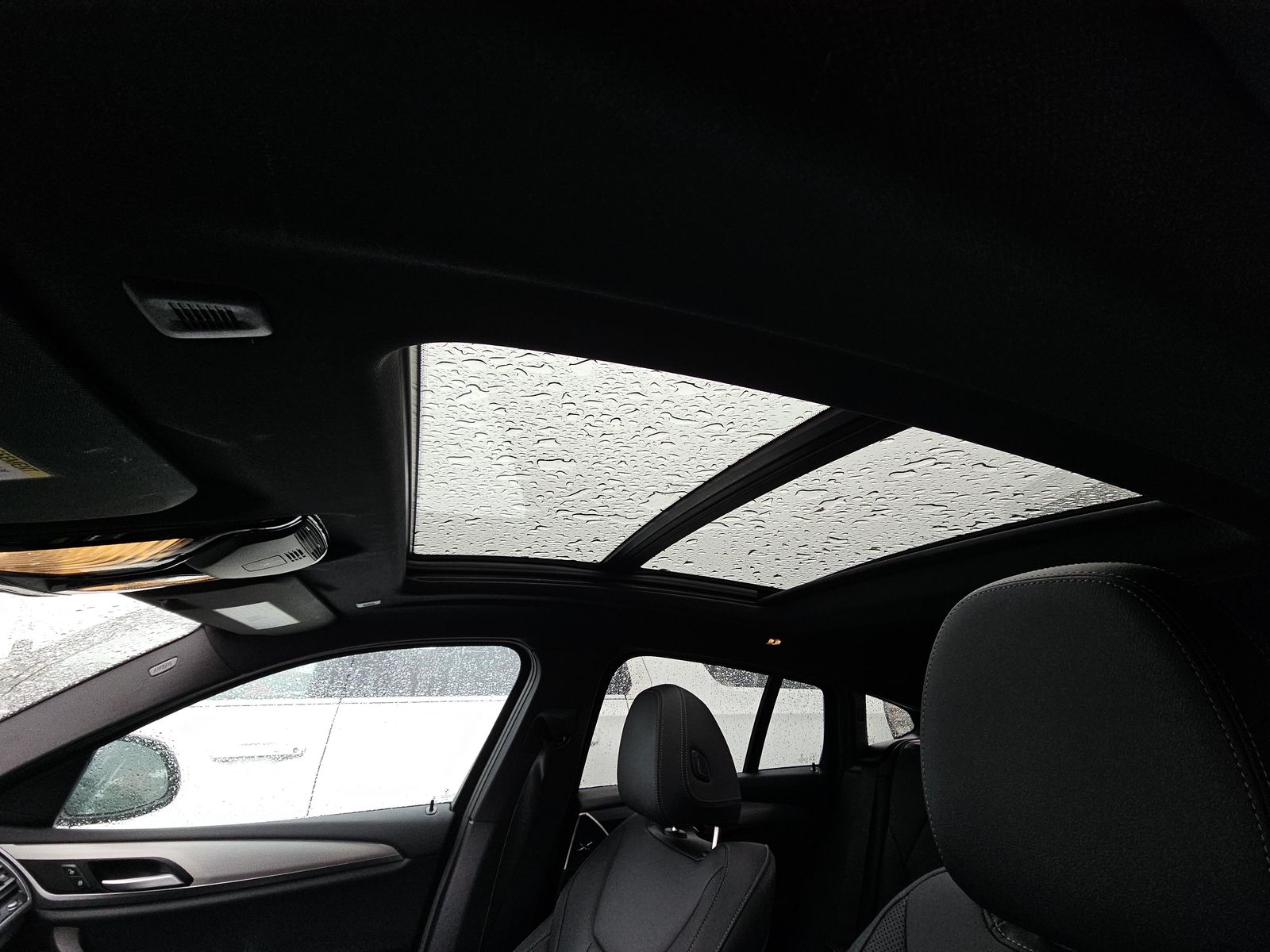 2025 BMW X4 xDrive30i AWD