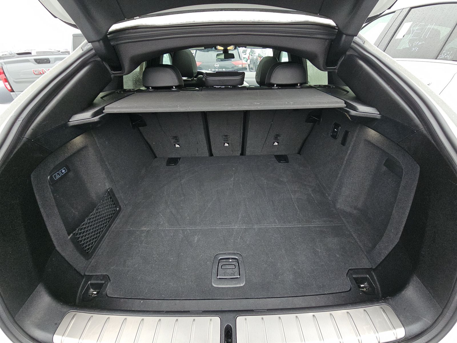 2025 BMW X4 xDrive30i AWD