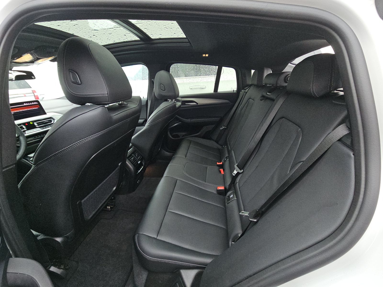 2025 BMW X4 xDrive30i AWD