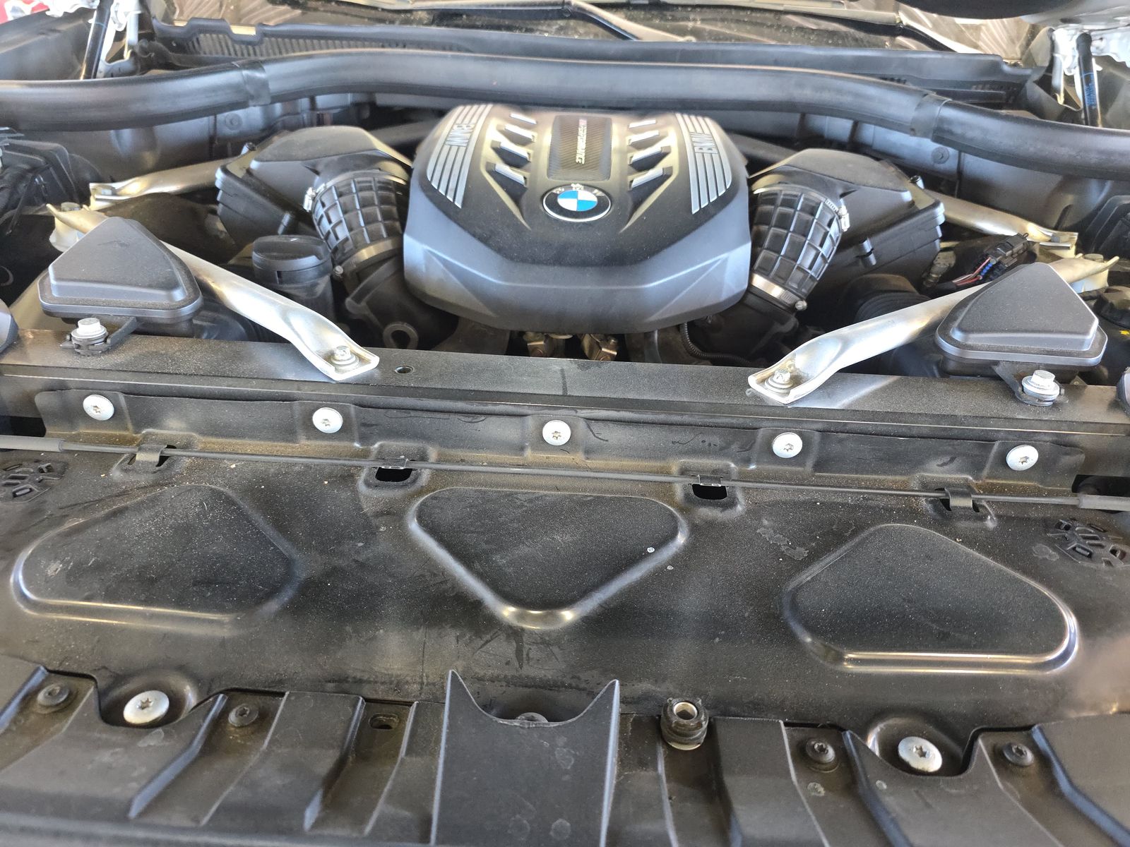 2020 BMW X7 M50i AWD