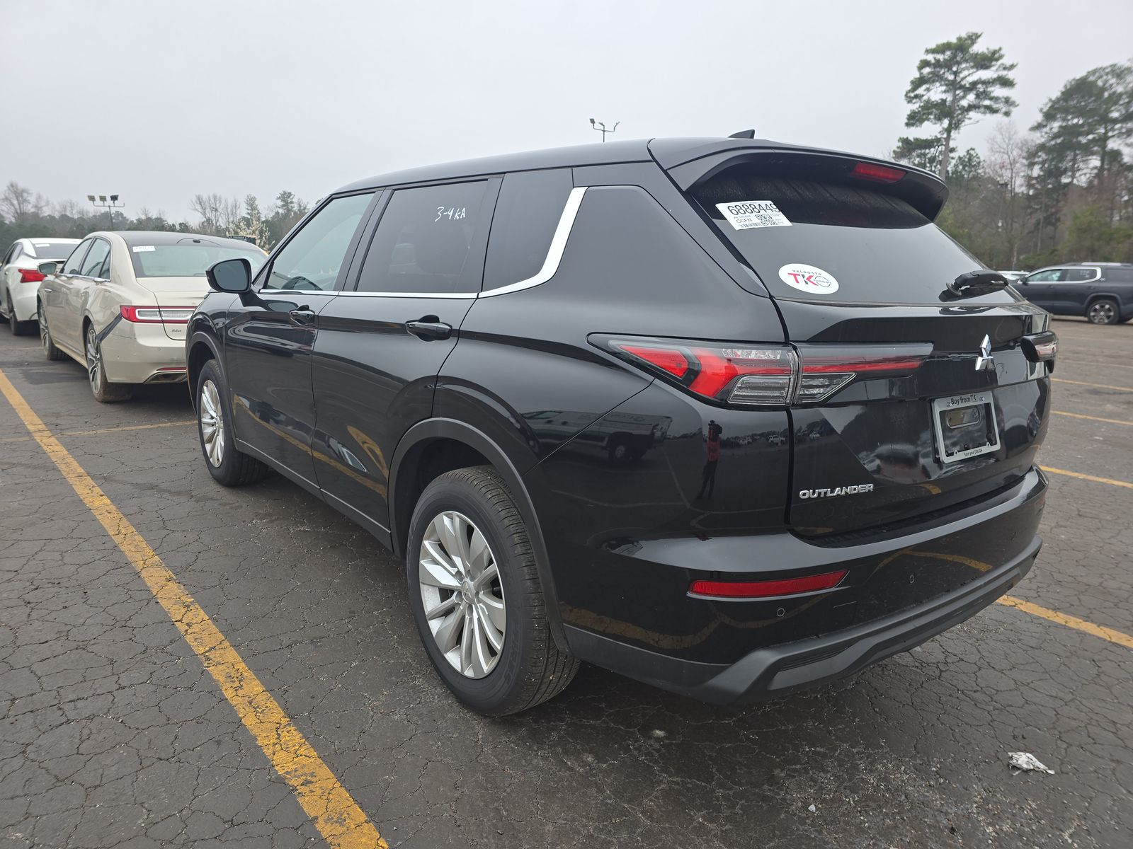 2025 Mitsubishi Outlander ES FWD