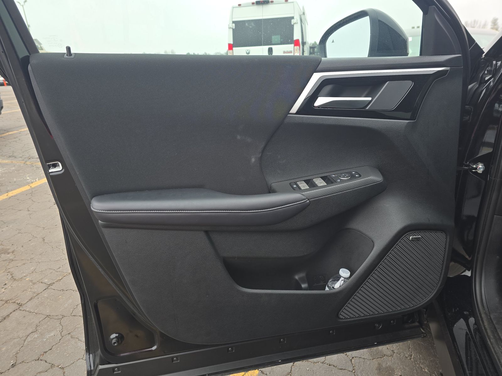 2025 Mitsubishi Outlander ES FWD