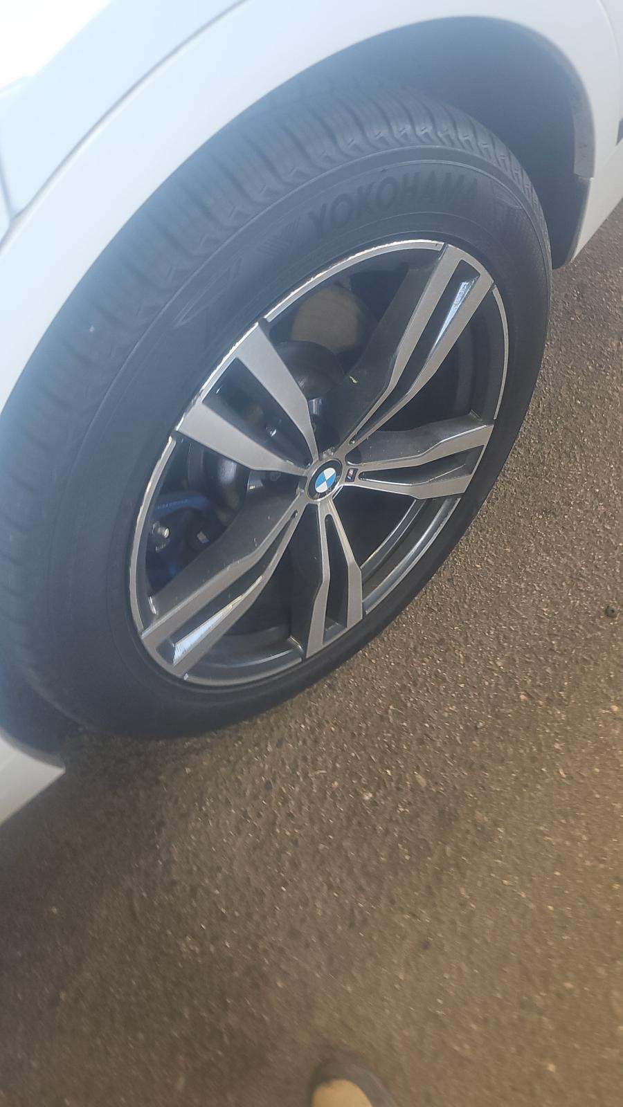 2020 BMW X7 M50i AWD