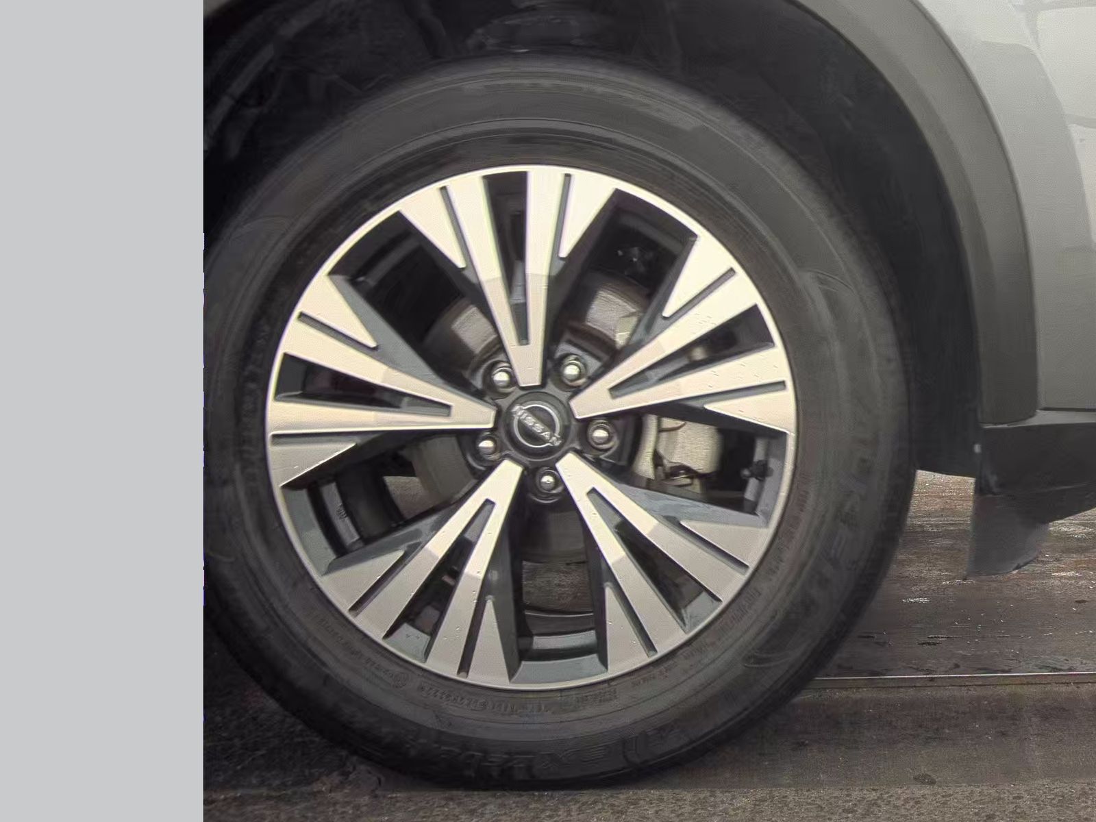 2023 Nissan Rogue SV FWD