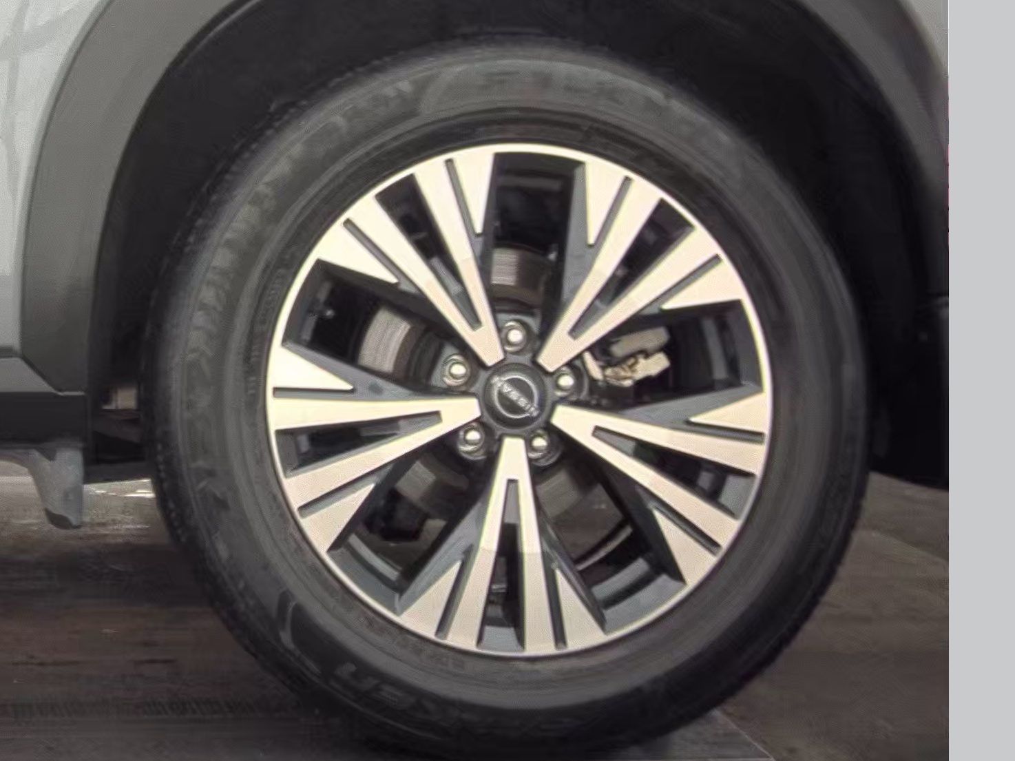 2023 Nissan Rogue SV FWD