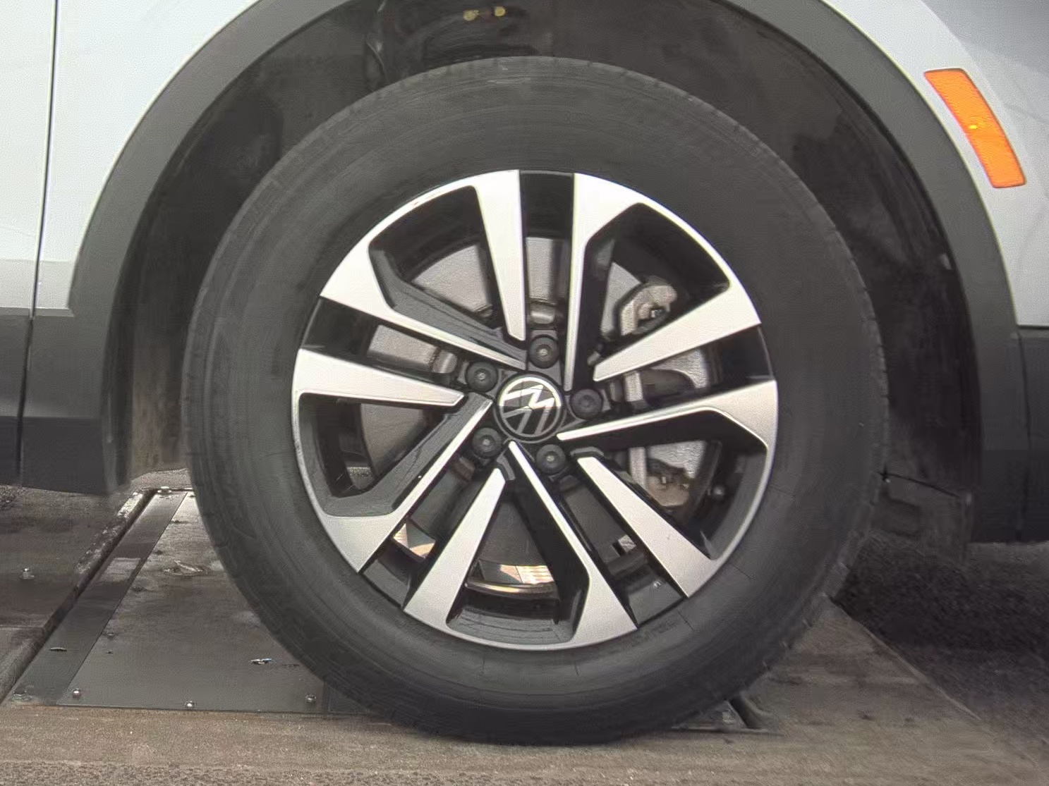 2023 Volkswagen Tiguan 2.0T S FWD