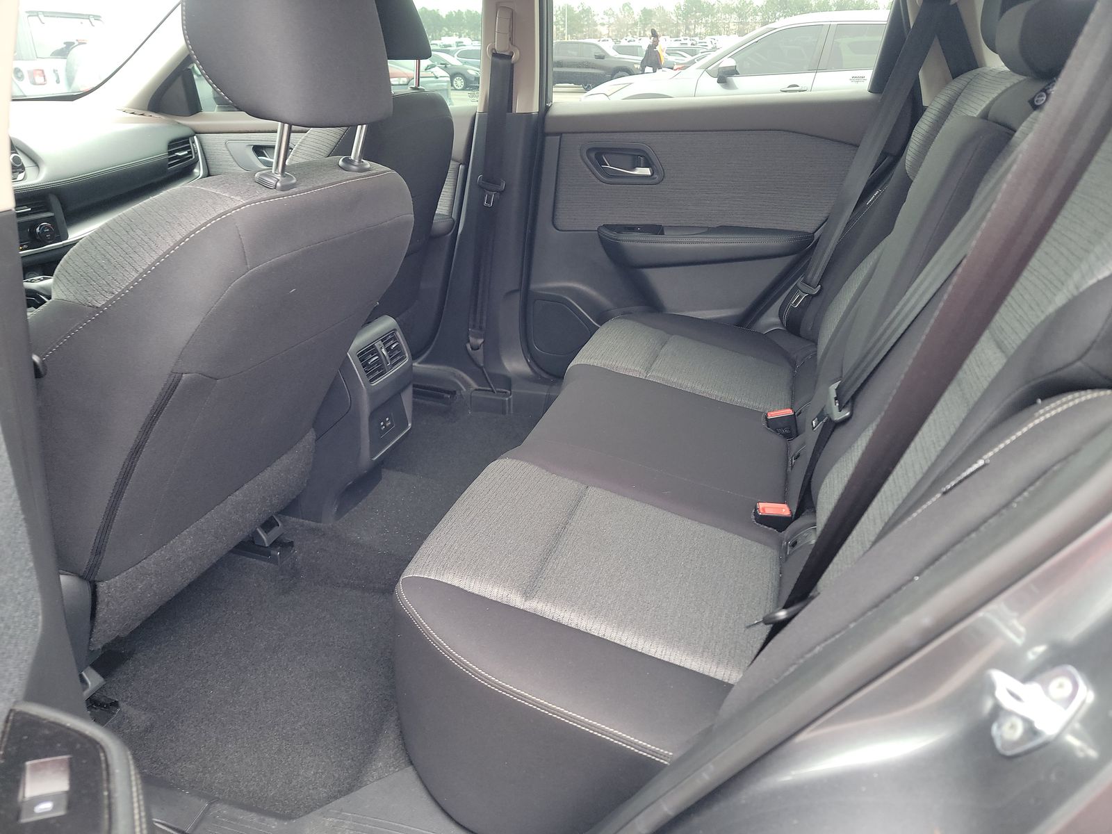 2023 Nissan Rogue SV FWD