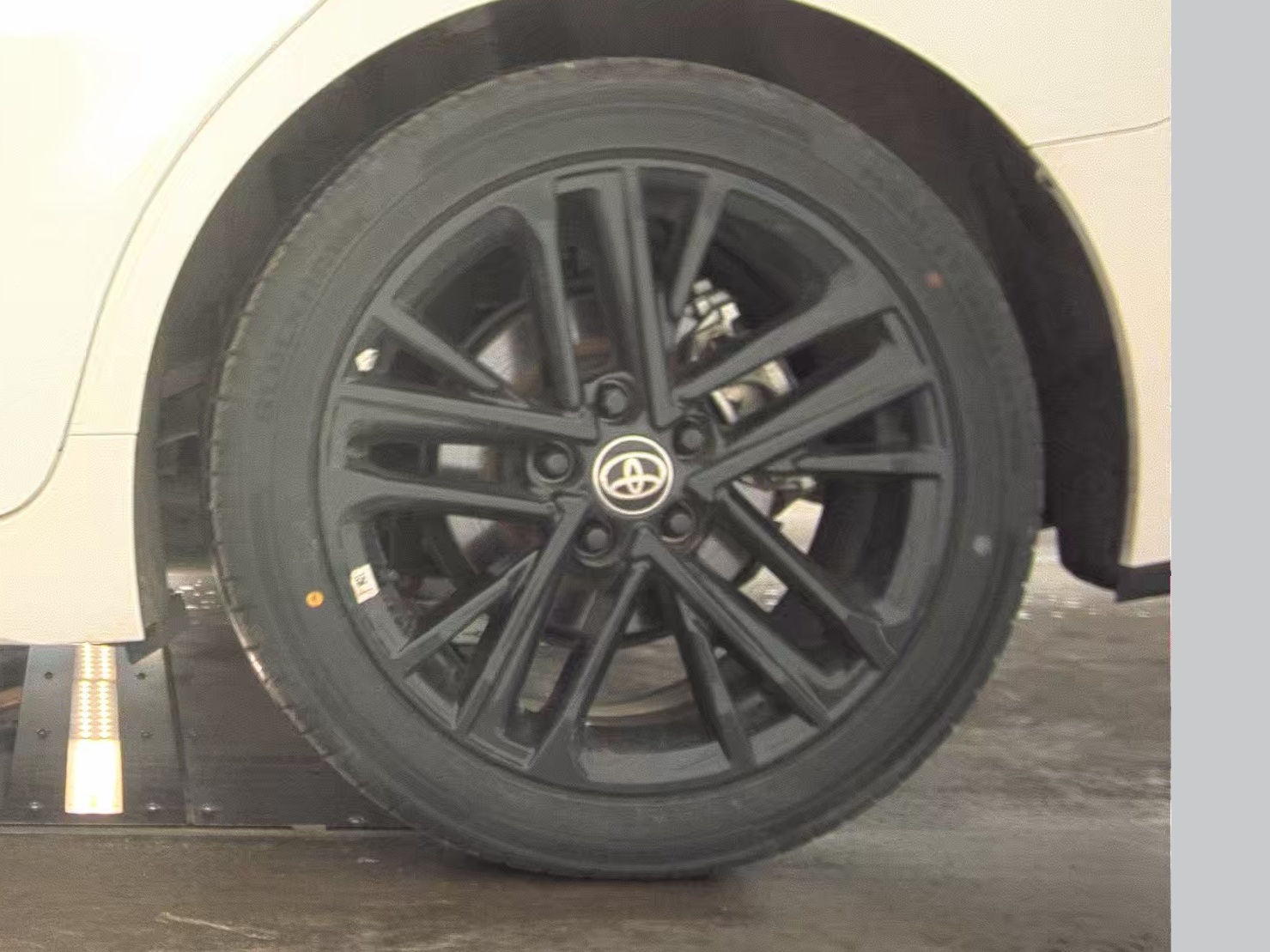 2025 Toyota Camry SE AWD