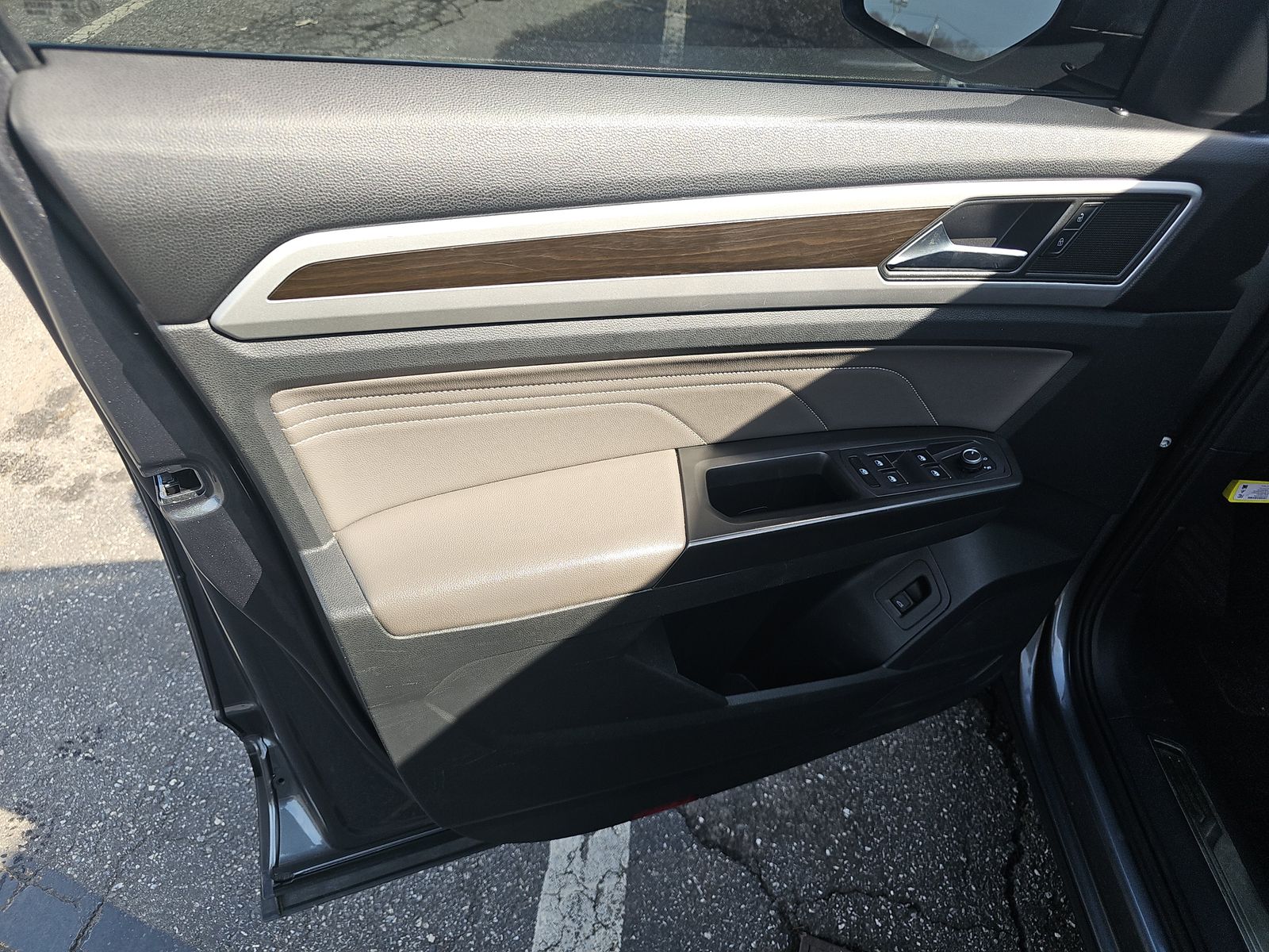 2022 Volkswagen Atlas 2.0T SE FWD