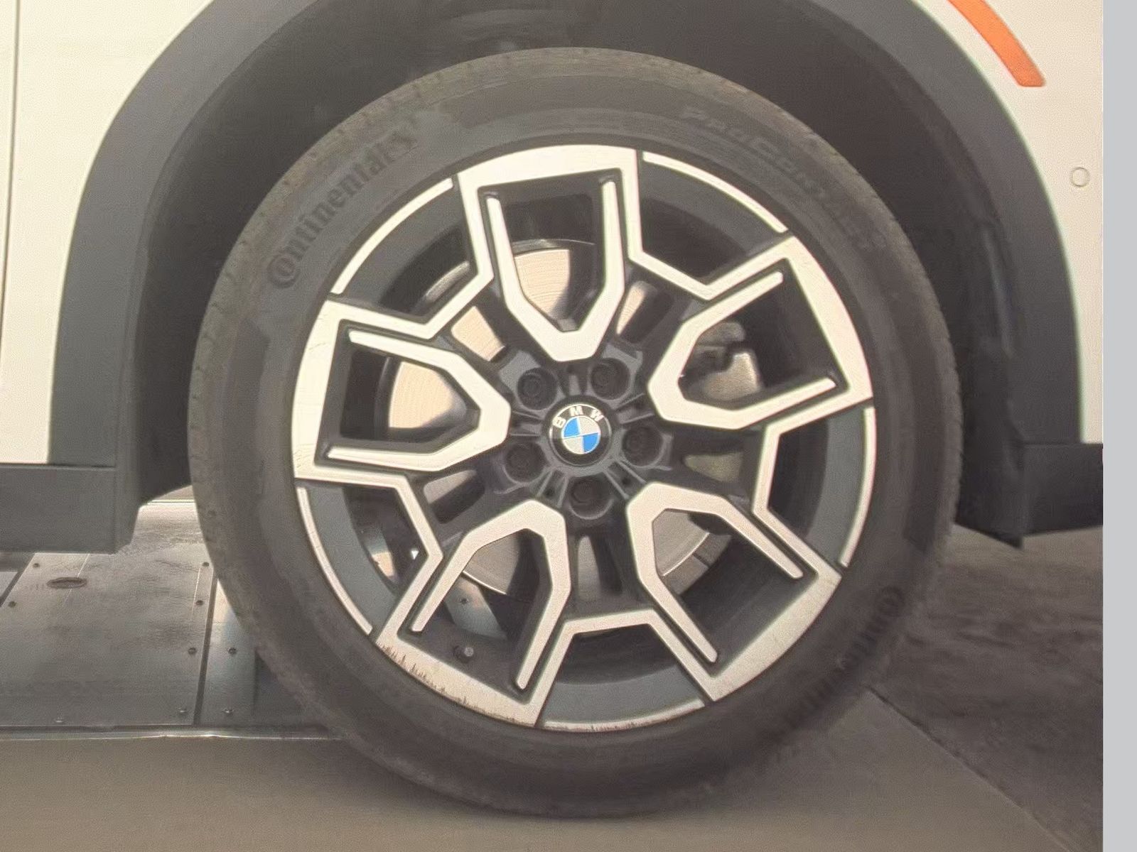 2025 BMW X2 xDrive28i AWD