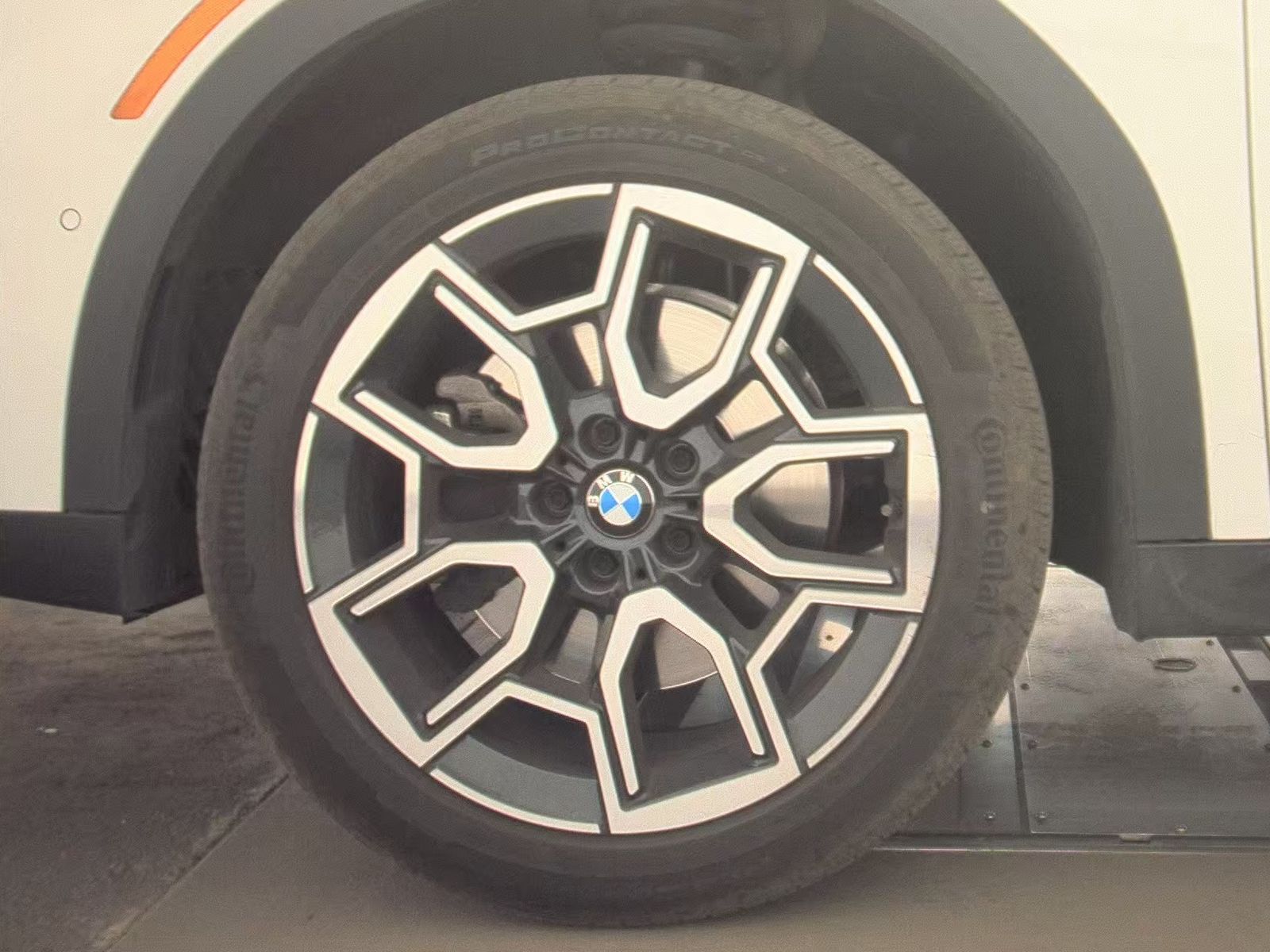 2025 BMW X2 xDrive28i AWD