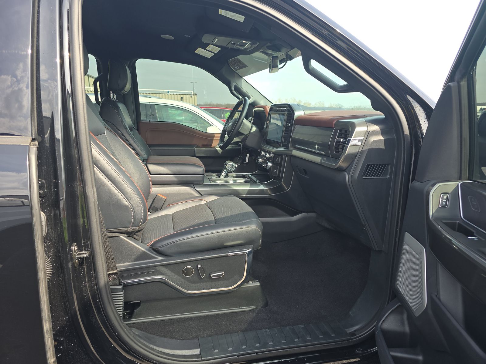 2023 Ford F-150 Hybrid Lariat AWD