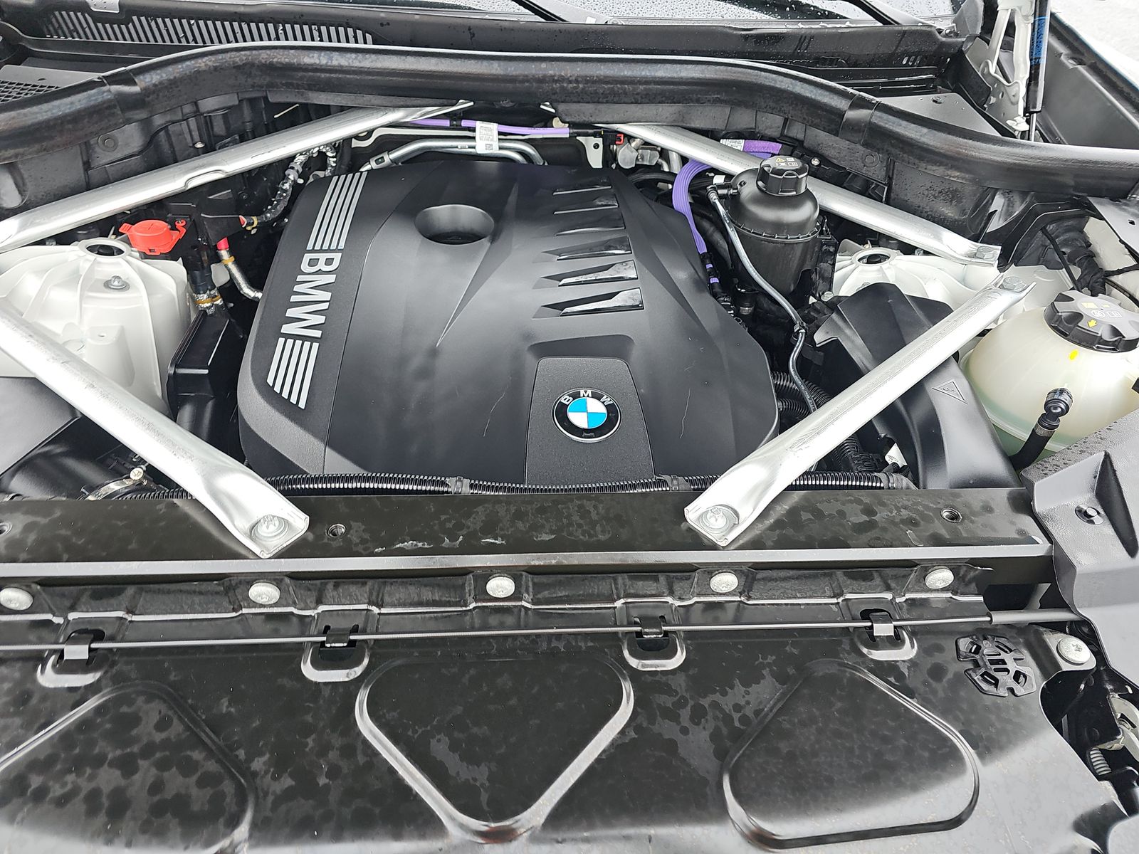 2025 BMW X5 xDrive40i AWD