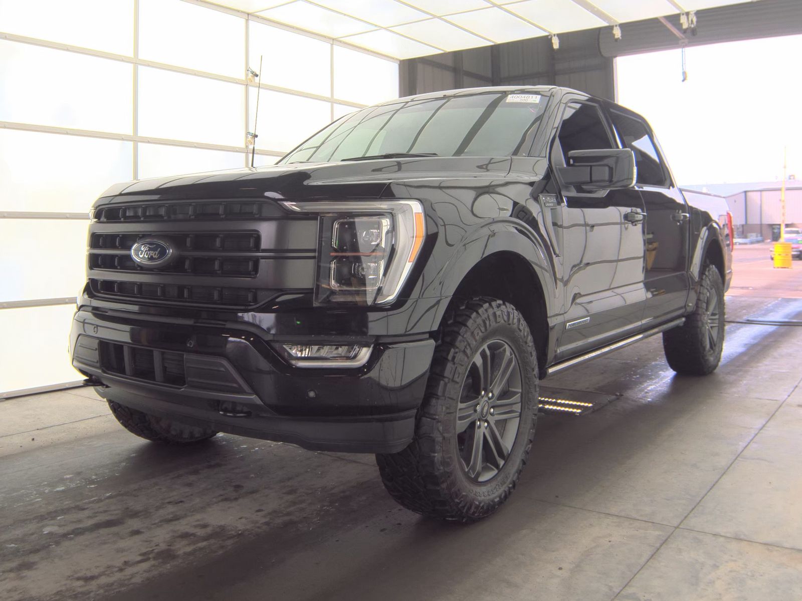 2023 Ford F-150 Hybrid Lariat AWD