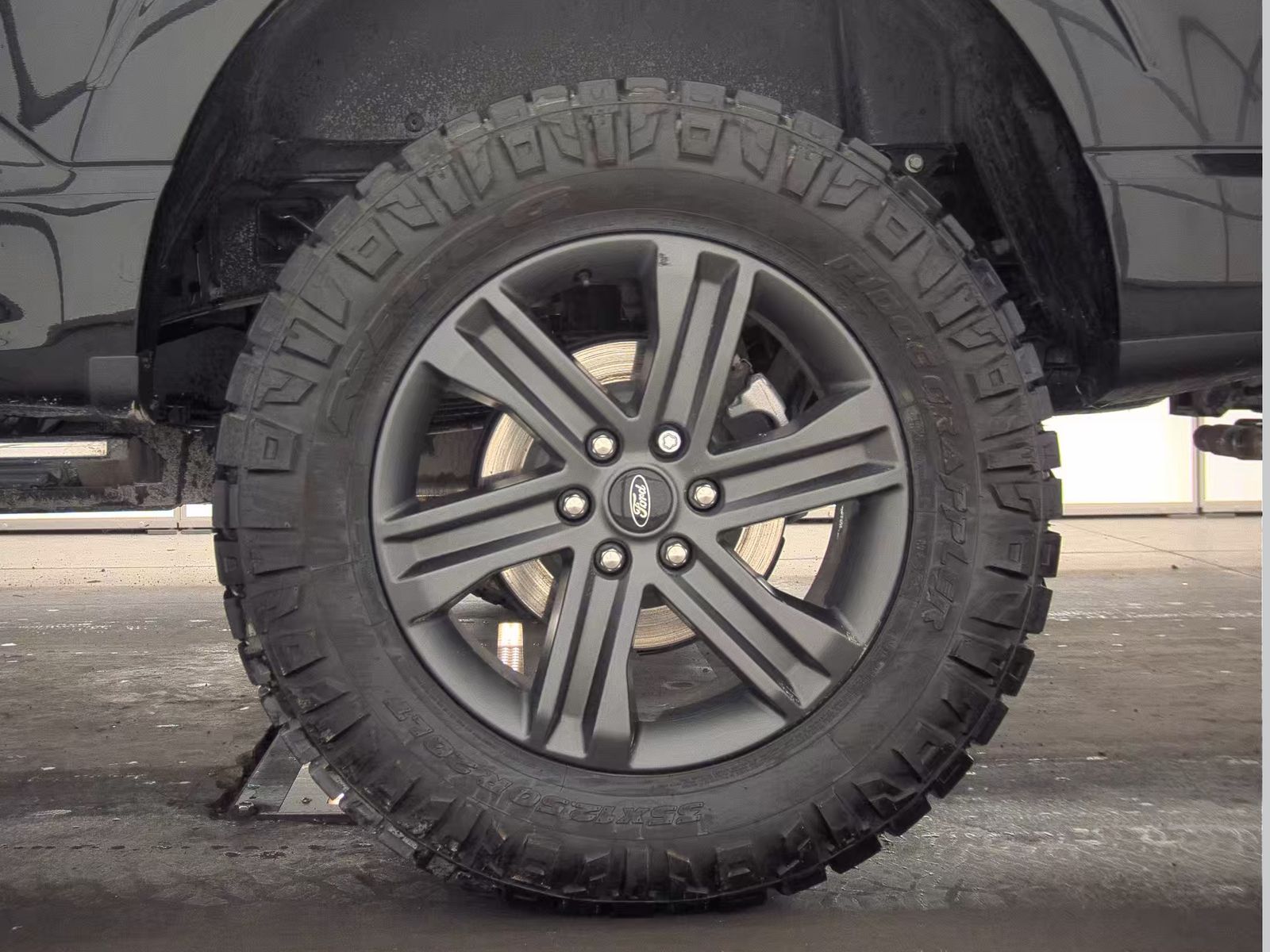 2023 Ford F-150 Hybrid Lariat AWD