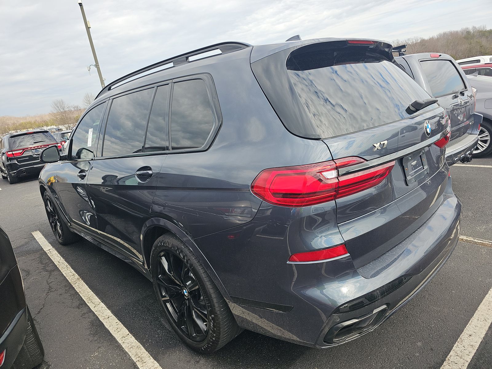 2020 BMW X7 M50i AWD