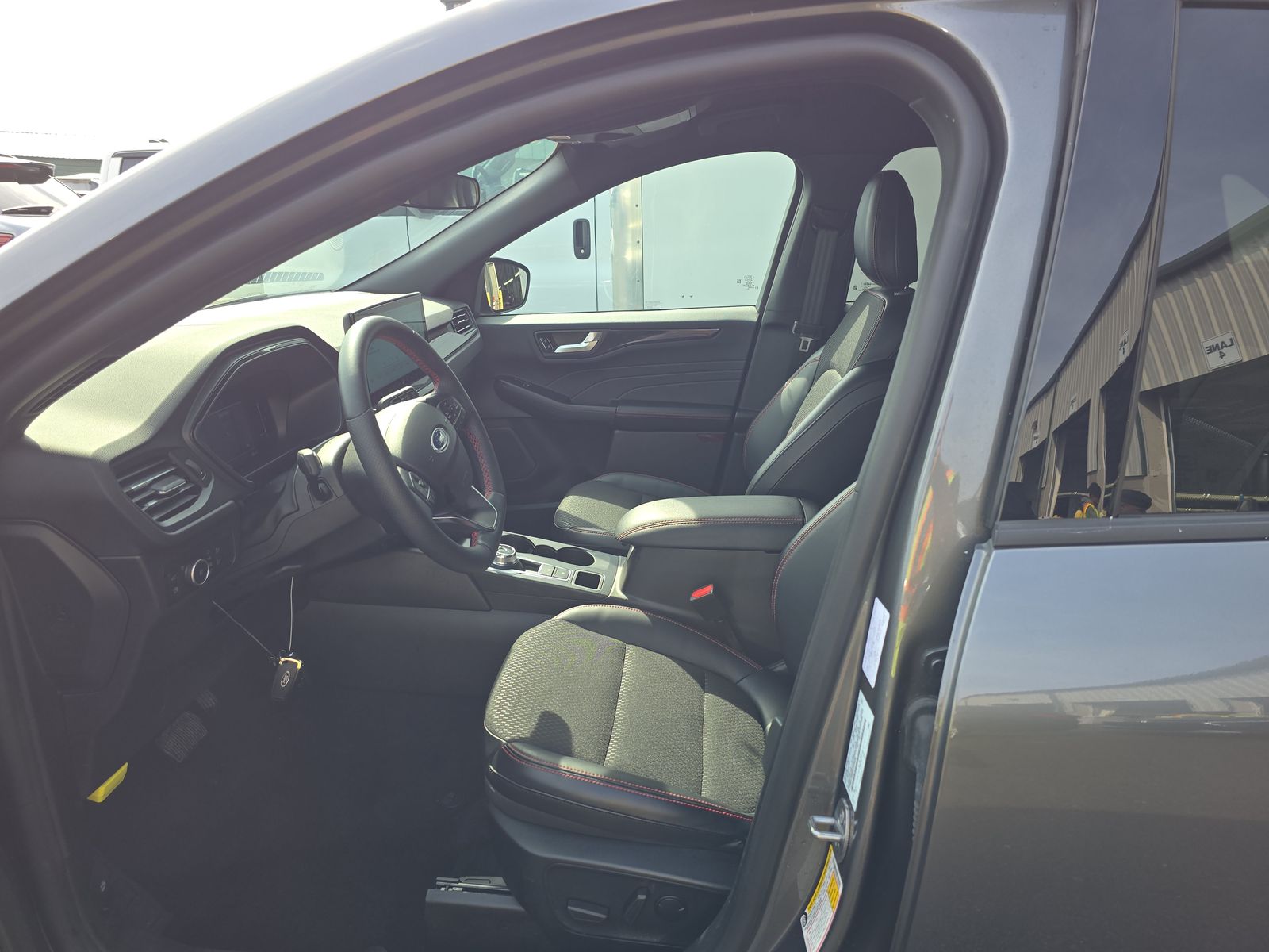 2025 Ford Escape Hybrid ST-Line Elite AWD