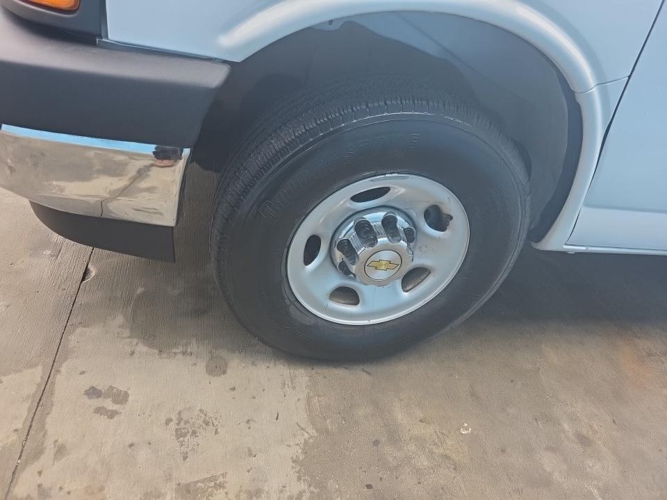 CHEVROLET RWD 3500 - 9