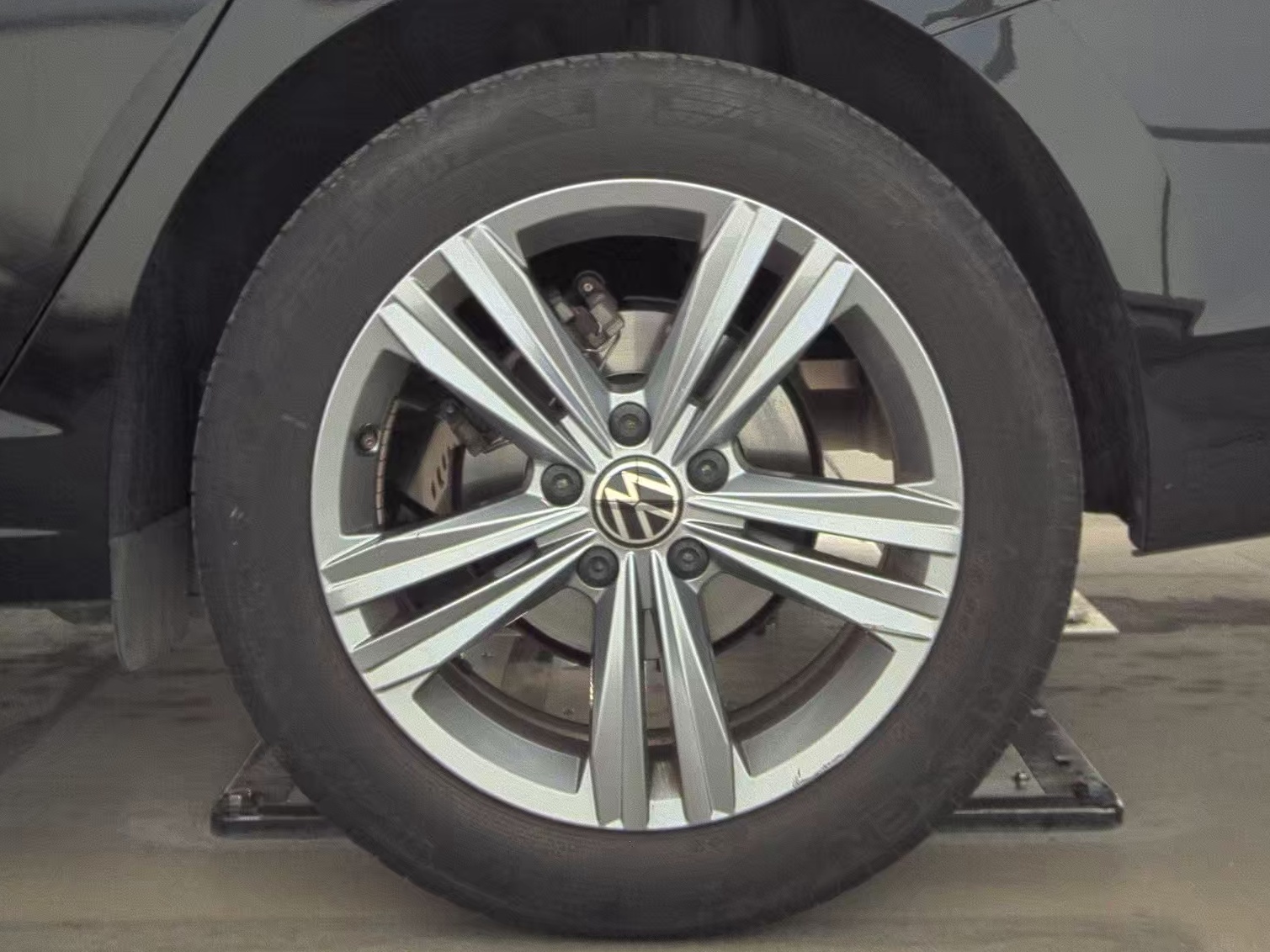 2024 Volkswagen Jetta 1.5T SE FWD