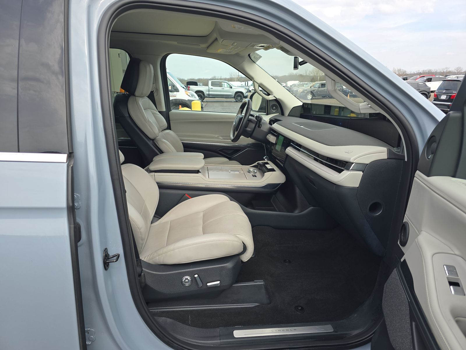 2025 Lincoln Navigator Reserve AWD