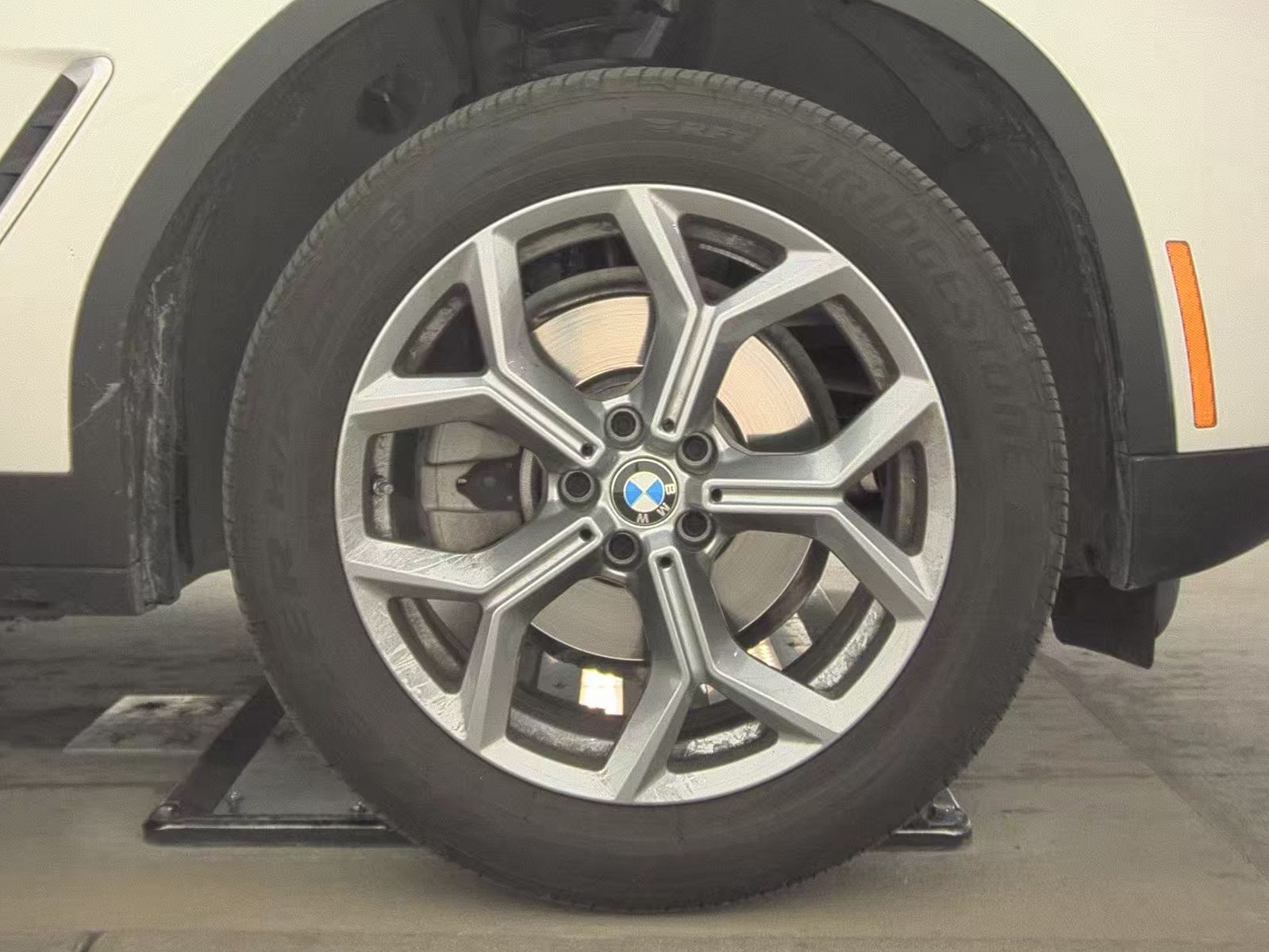 2025 BMW X4 xDrive30i AWD