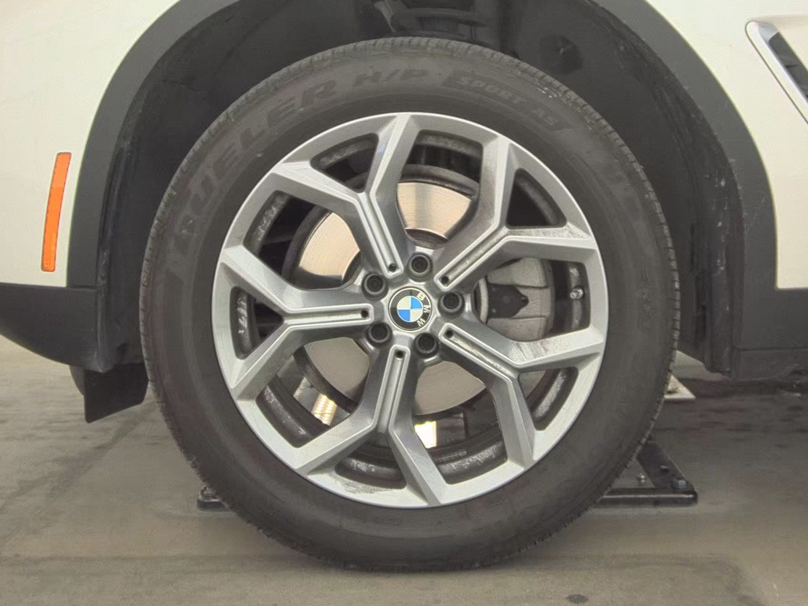 2025 BMW X4 xDrive30i AWD