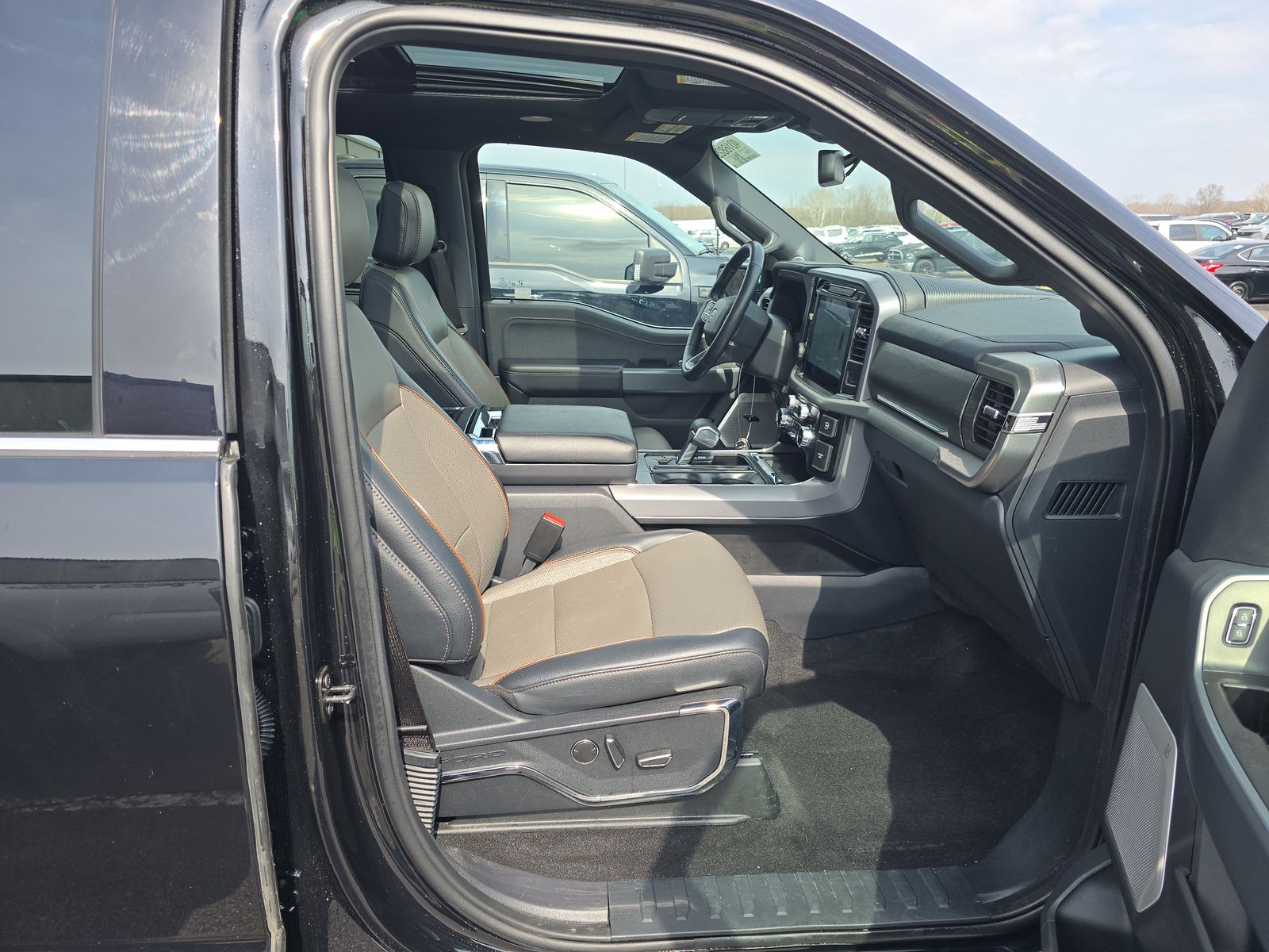 2024 Ford F-150 Hybrid Lariat AWD