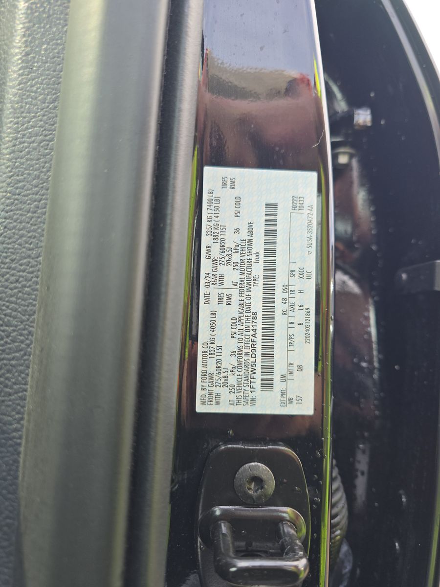 2024 Ford F-150 Hybrid Lariat AWD