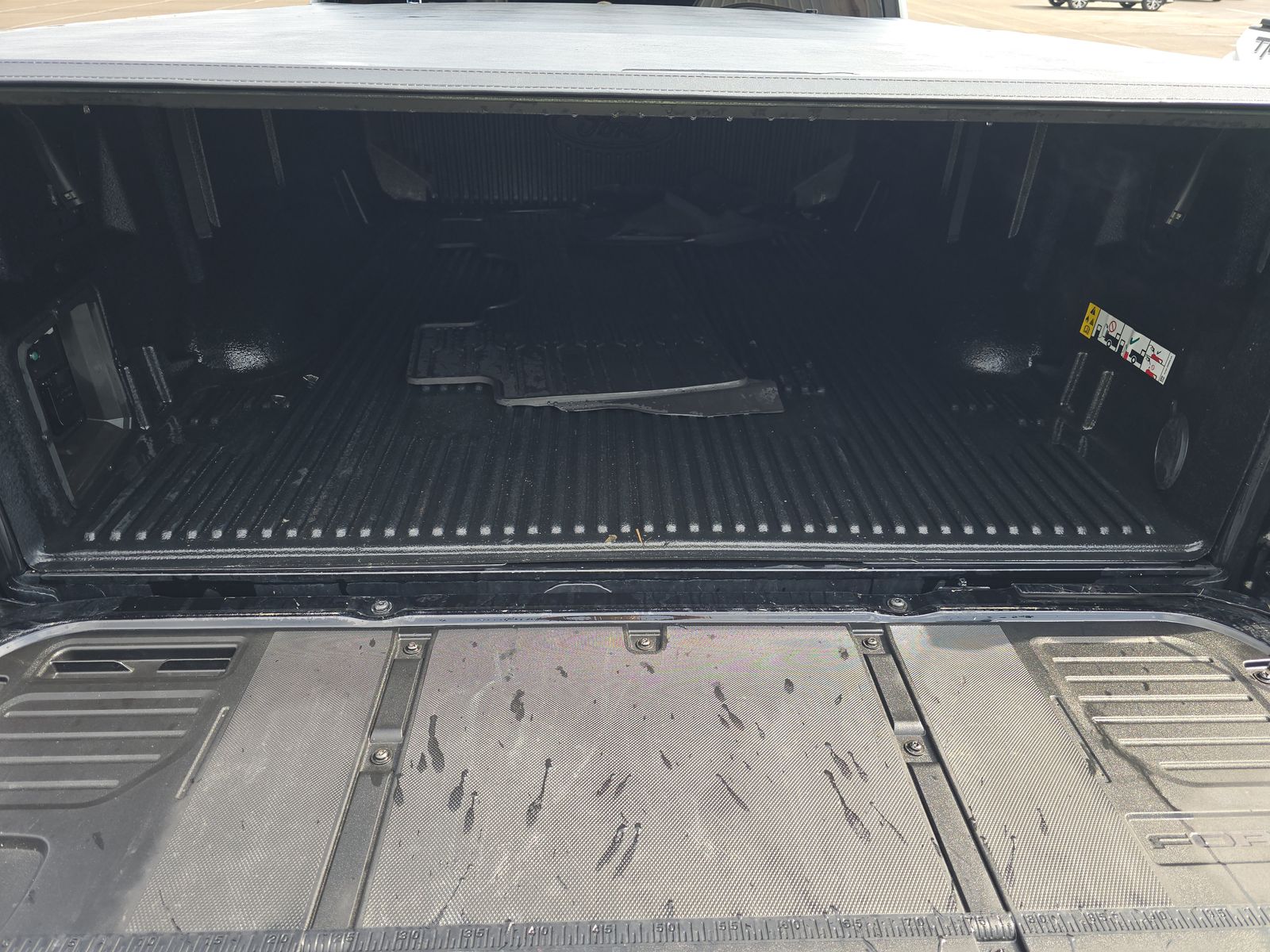 2024 Ford F-150 Hybrid Lariat AWD