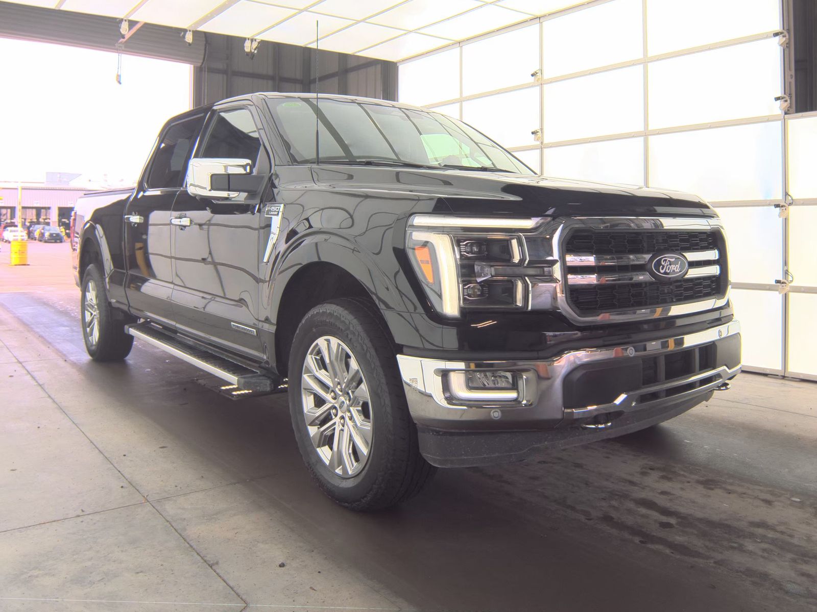 2024 Ford F-150 Hybrid Lariat AWD