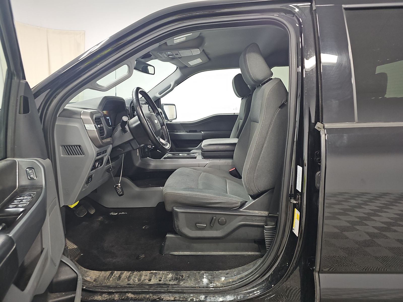 2024 Ford F-150 Hybrid XLT AWD