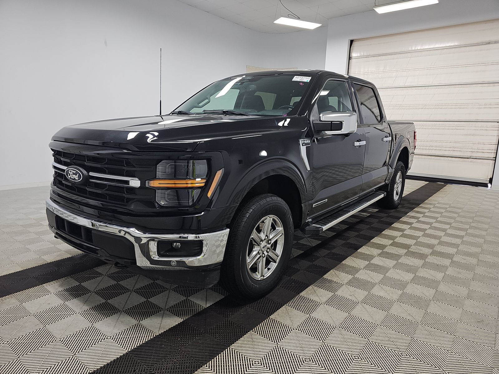 2024 Ford F-150 Hybrid XLT AWD