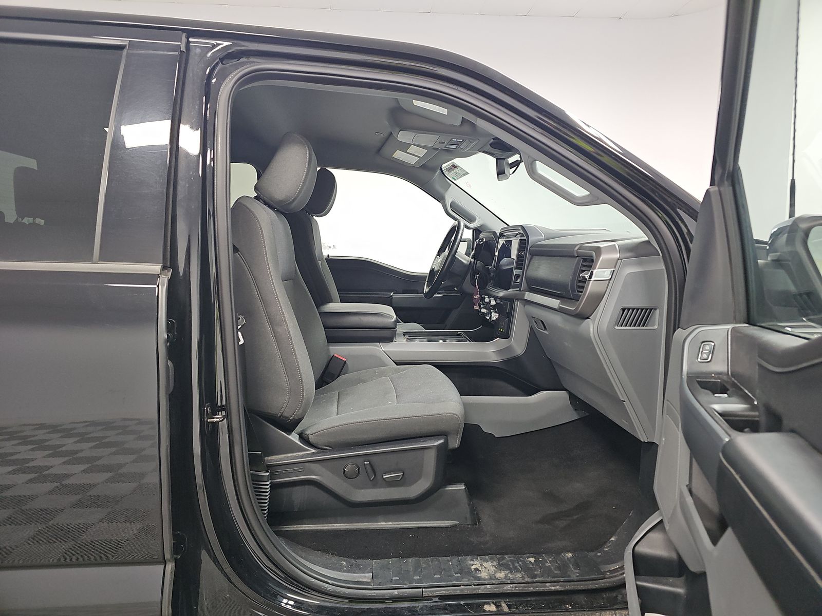 2024 Ford F-150 Hybrid XLT AWD