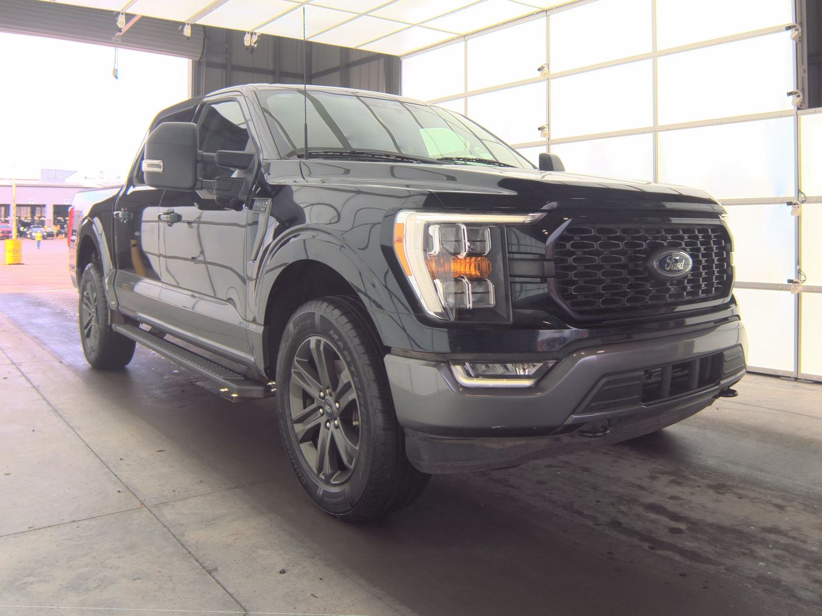 2023 Ford F-150 XLT AWD