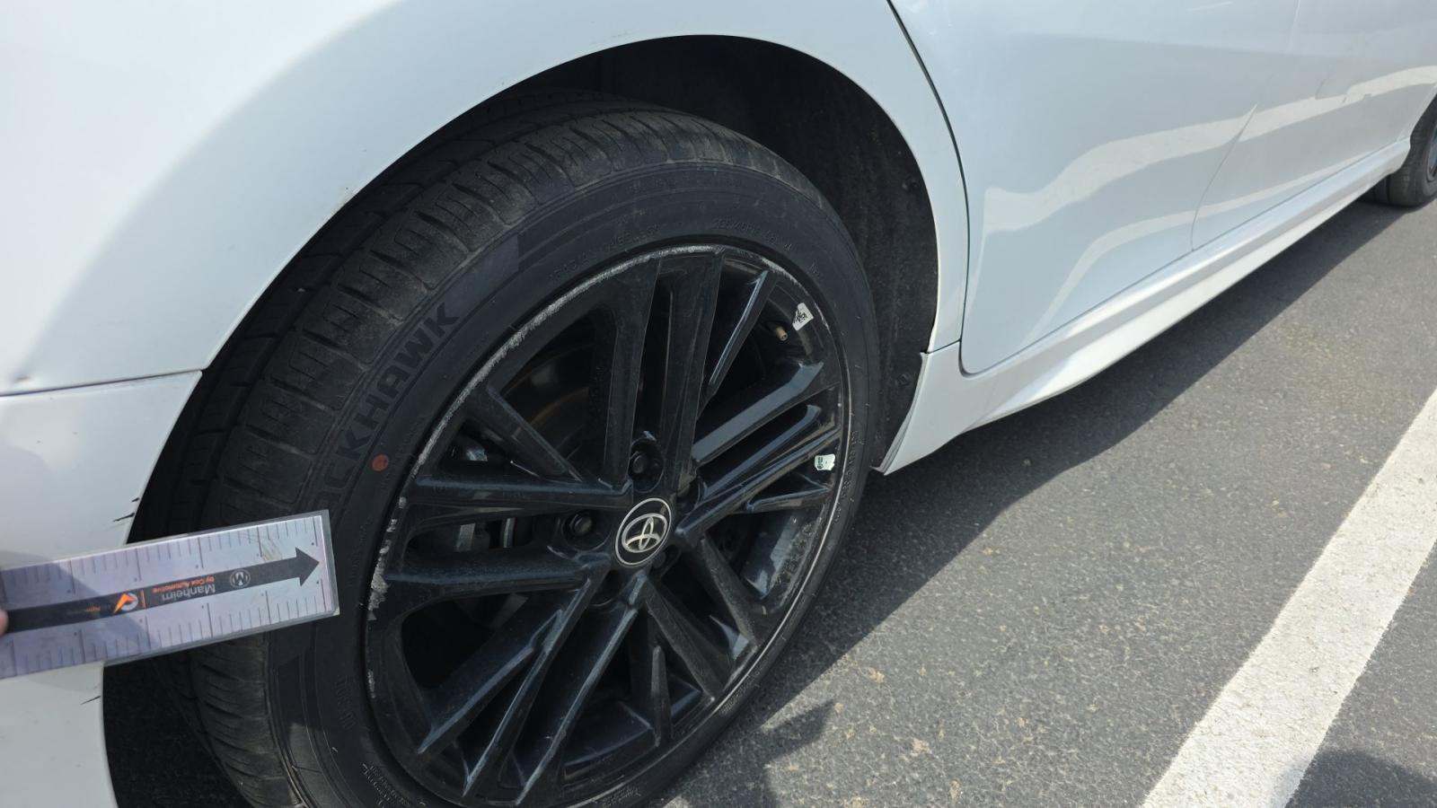 2025 Toyota Camry SE AWD