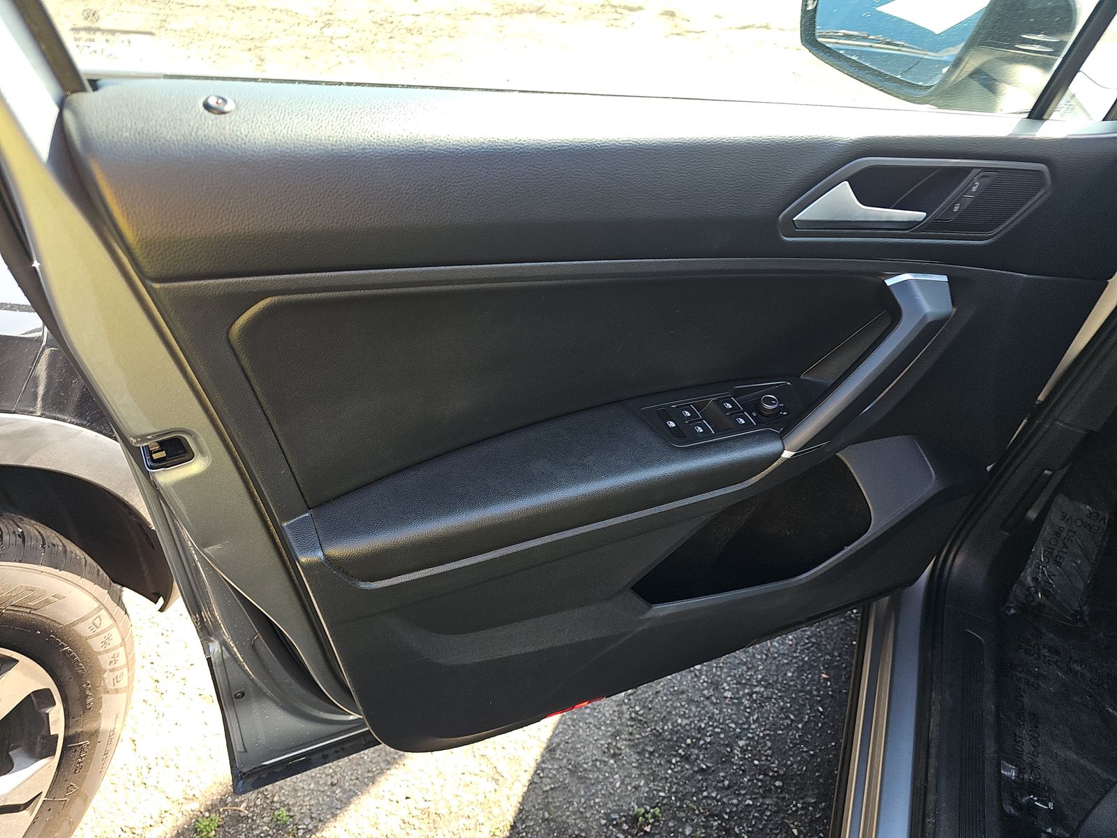 2020 Volkswagen Tiguan 2.0T SE FWD