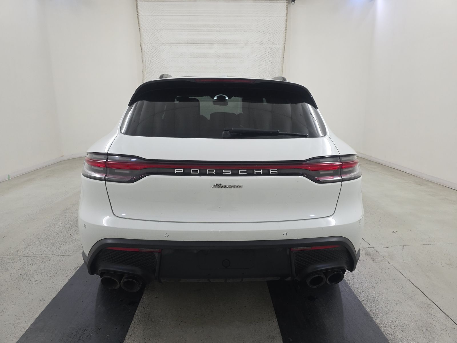 2022 Porsche Macan Base AWD