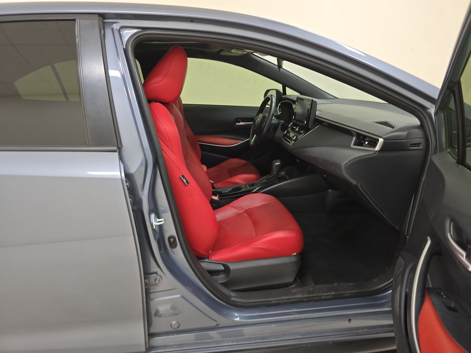 2022 Toyota Corolla SE FWD