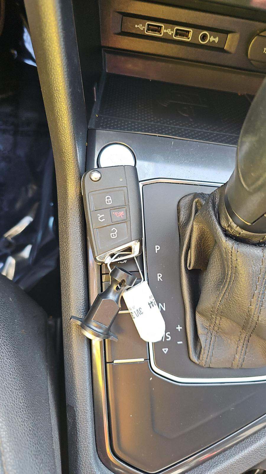 2020 Volkswagen Tiguan 2.0T SE FWD