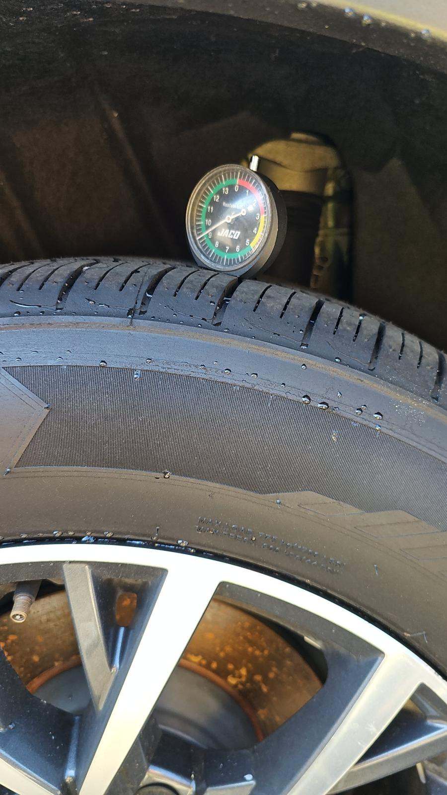 2020 Volkswagen Tiguan 2.0T SE FWD