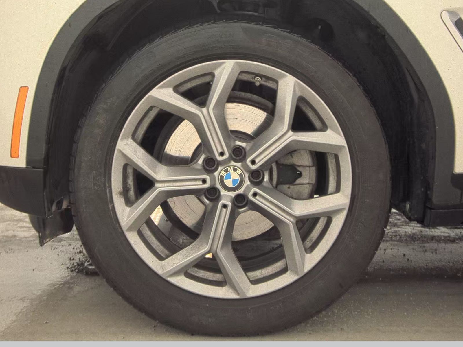 2025 BMW X4 xDrive30i AWD