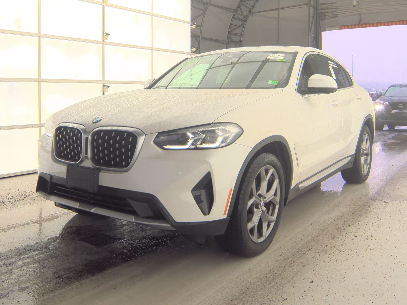 2025 BMW X4 xDrive30i AWD